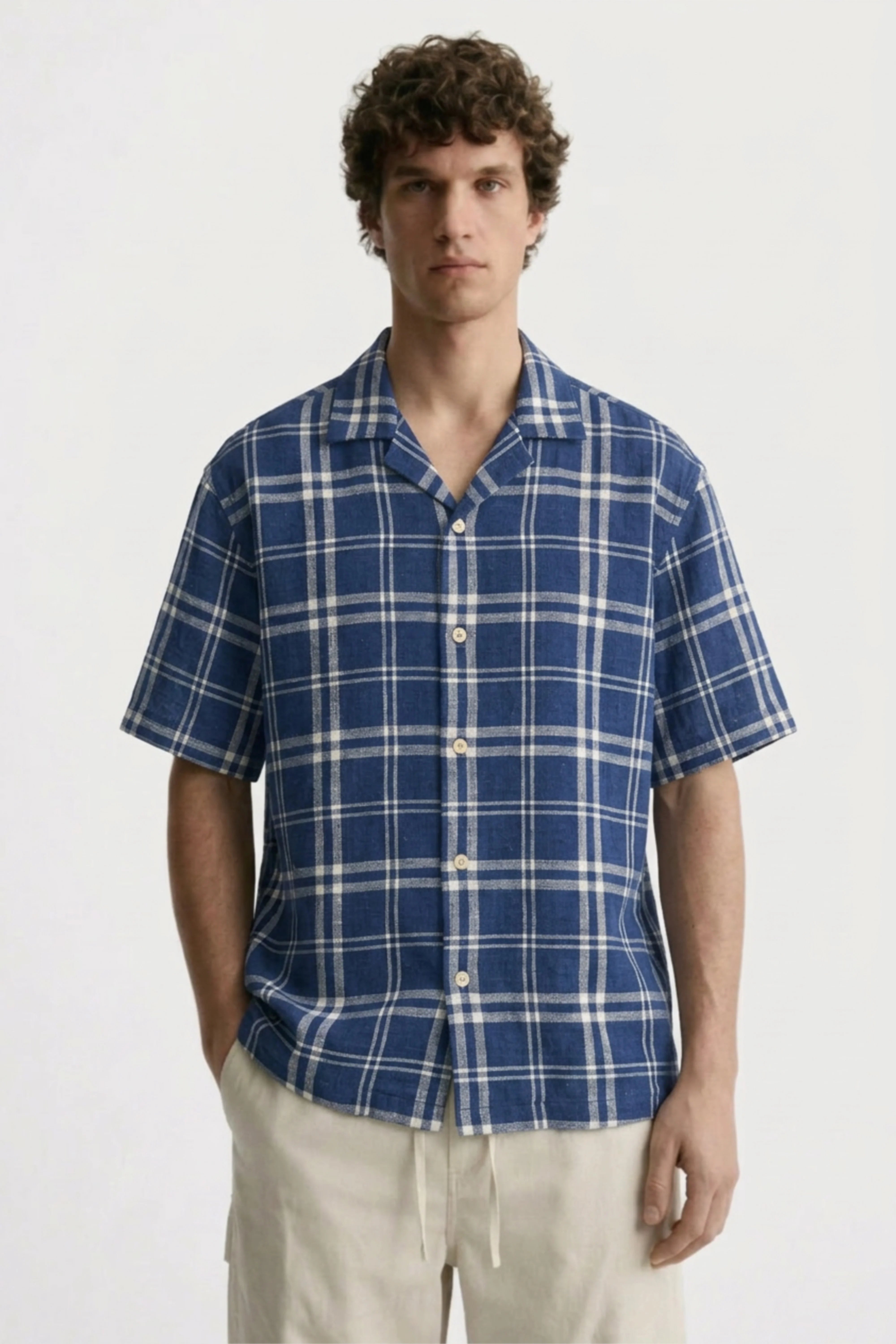 Men’s navy blue checked loosefit camp collar cotton shirt