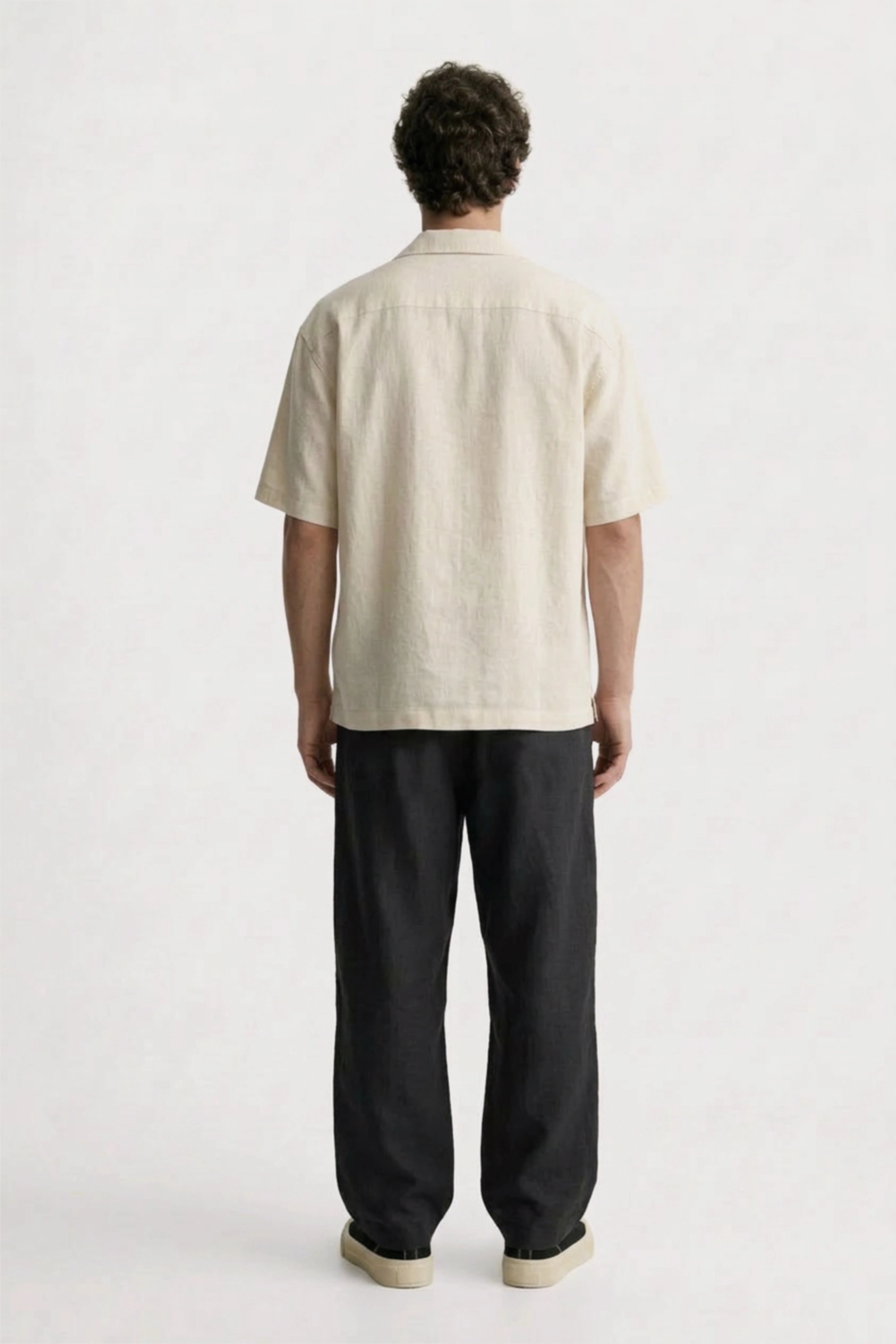 Men’s off white loosefit camp collar cotton shirt