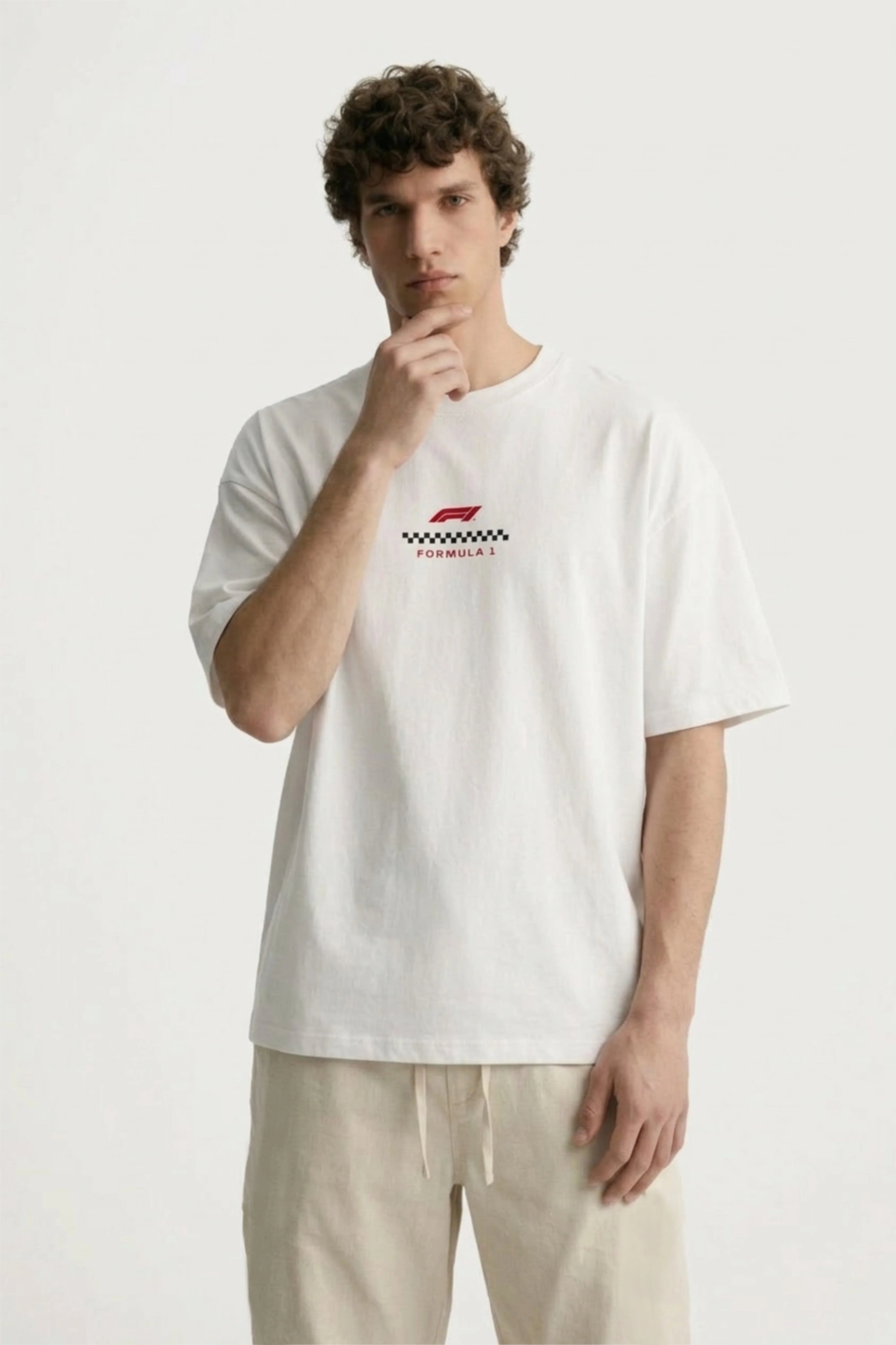 Men’s off white loosefit twill cotton joggers