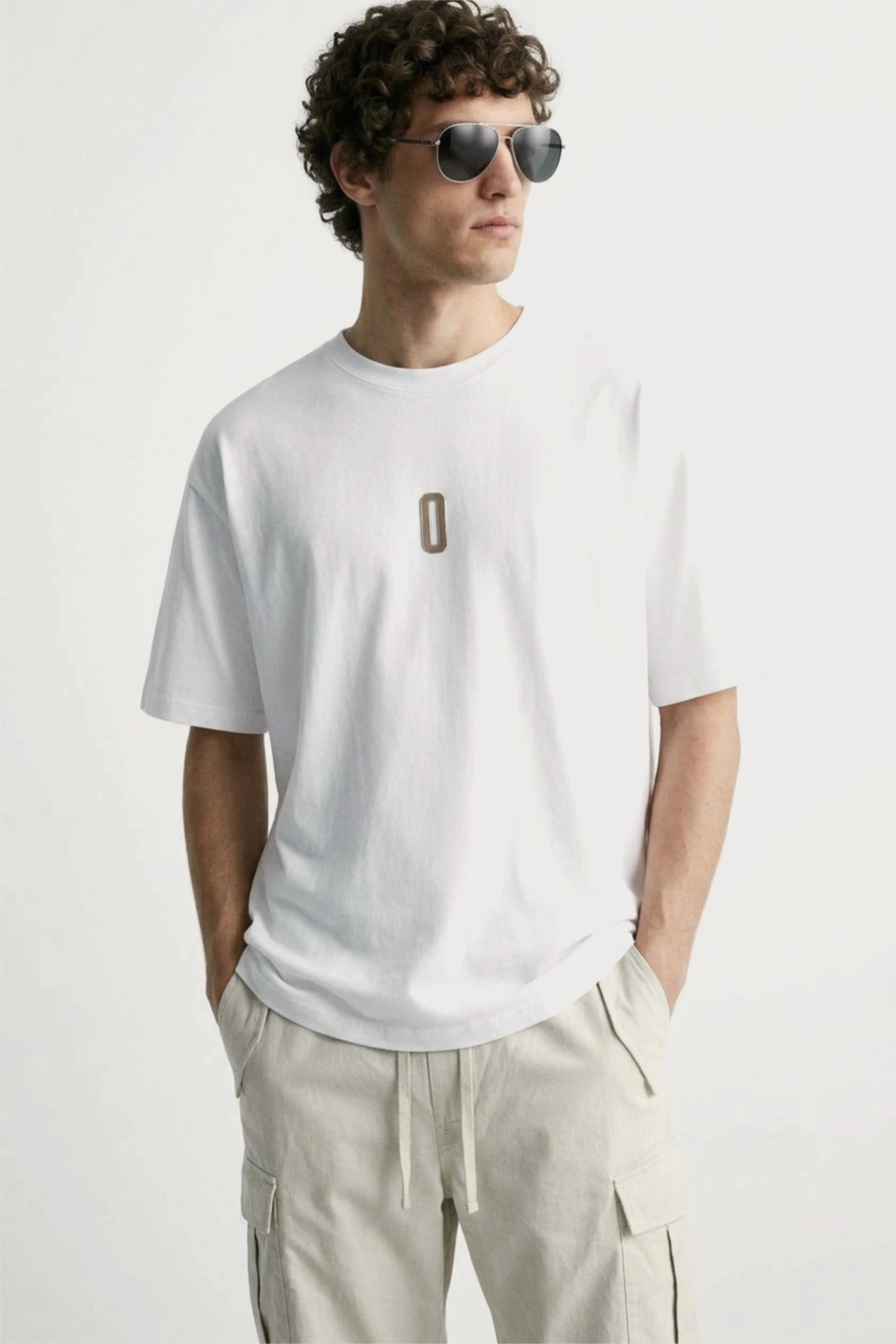 Men’s off white loosefit twill cotton cargo pants