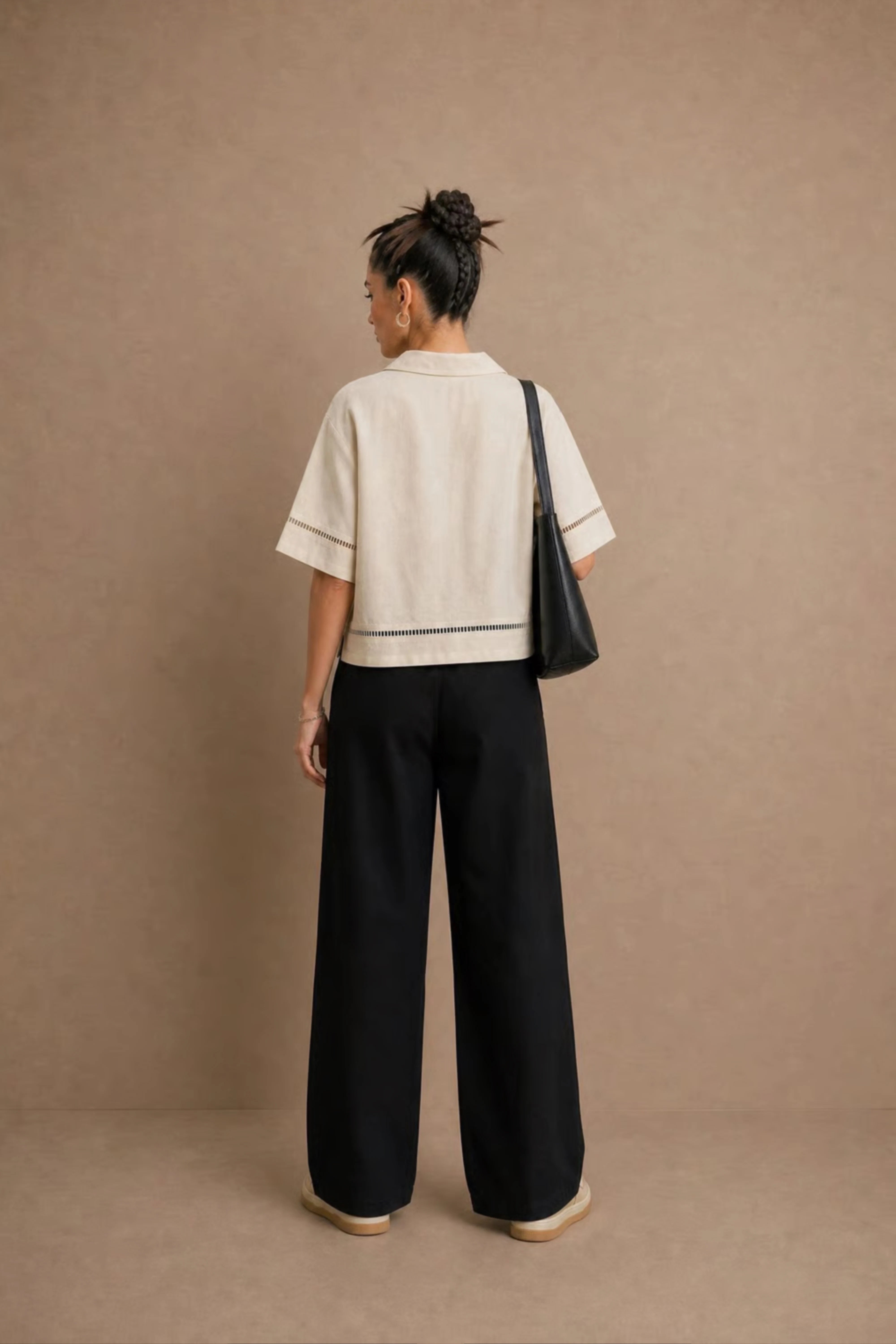 WOMEN'S BLACK LOOSE-FIT COTTON TROUSER