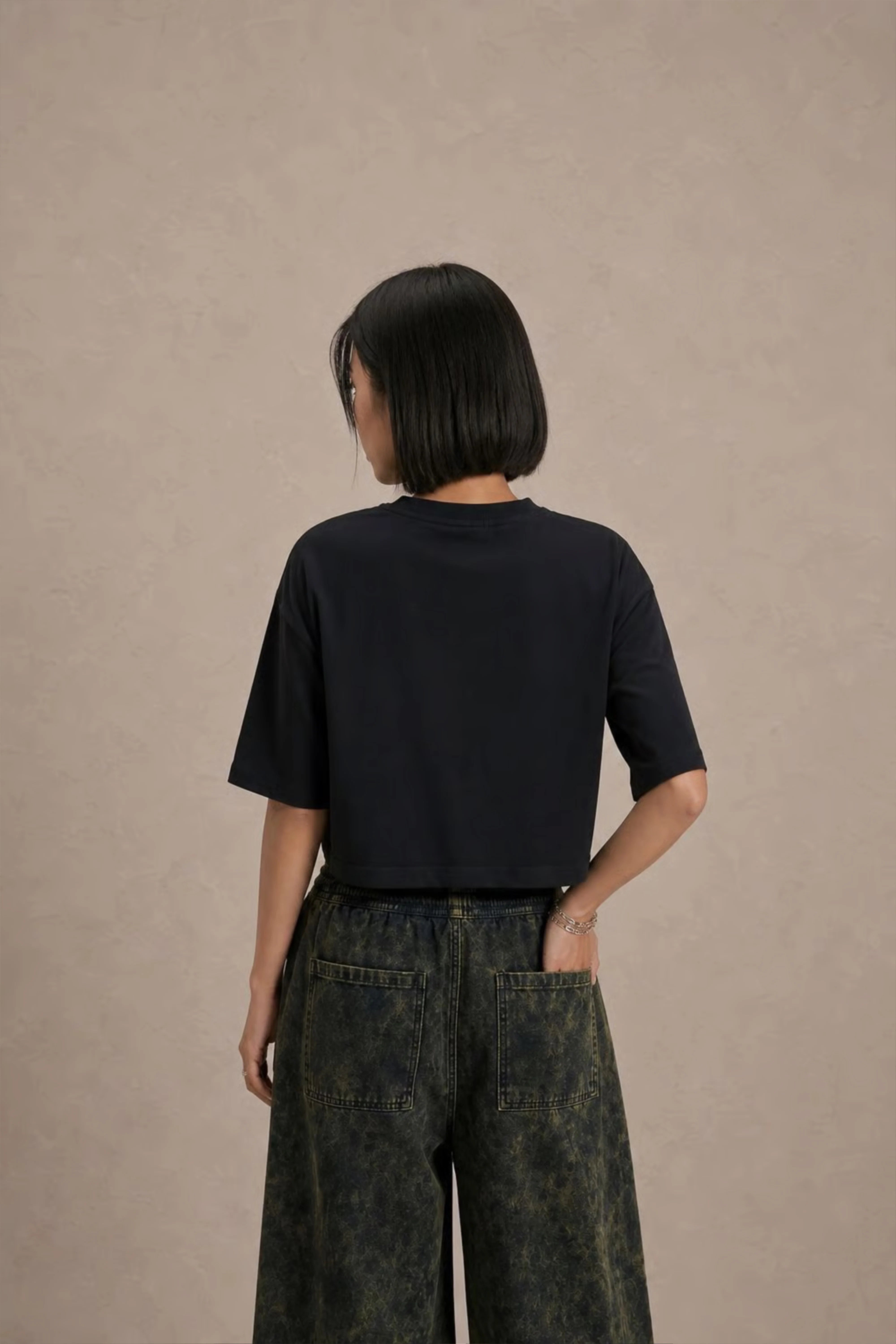 Women's Black drop shoulder Litt cotton Crop Top