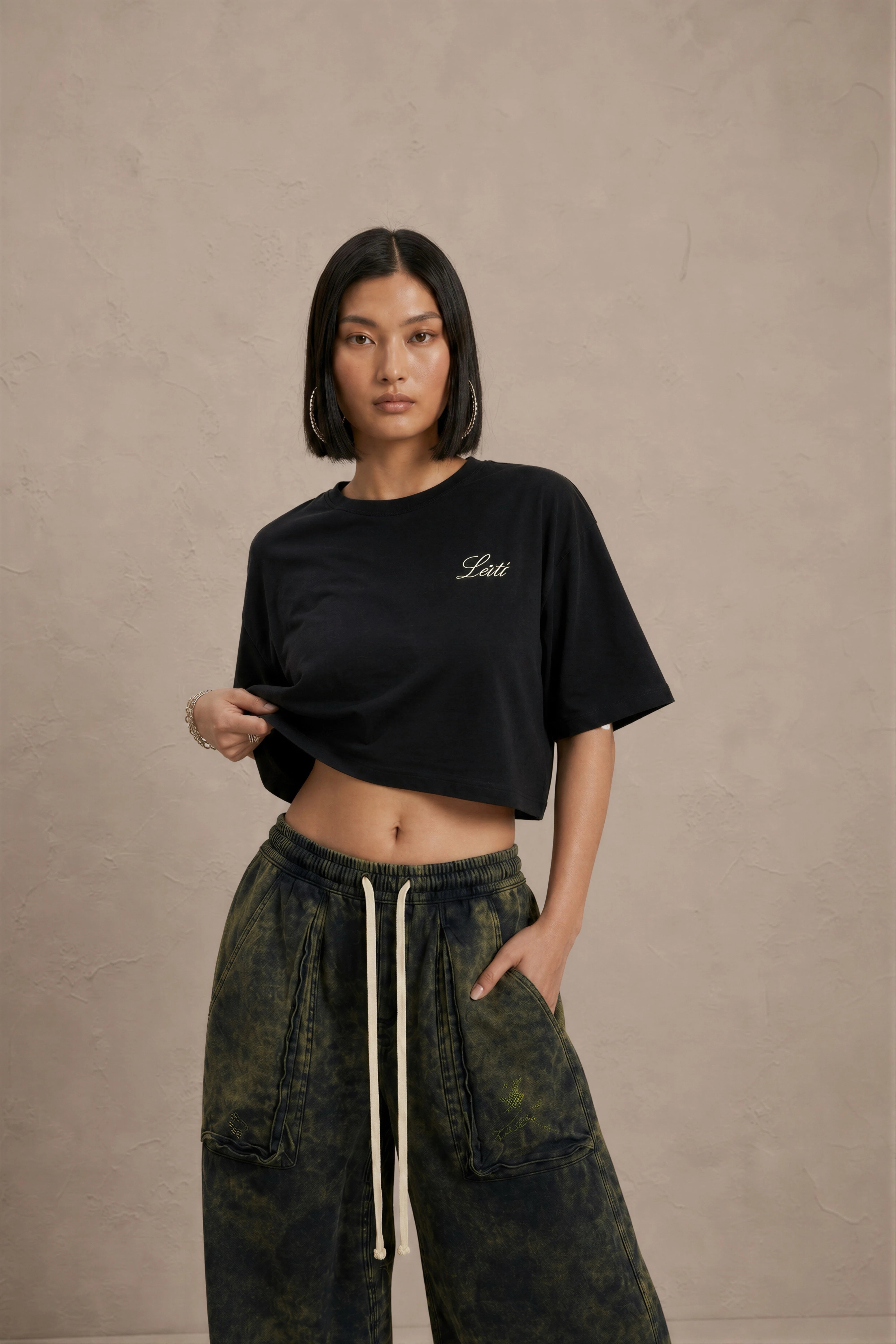 Women's Black drop shoulder Litt cotton Crop Top
