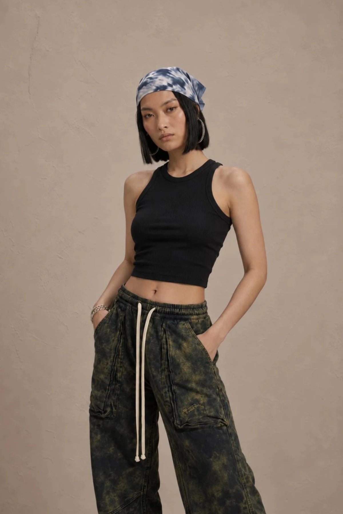 Women's black sleeveless ribbed cotton crop top